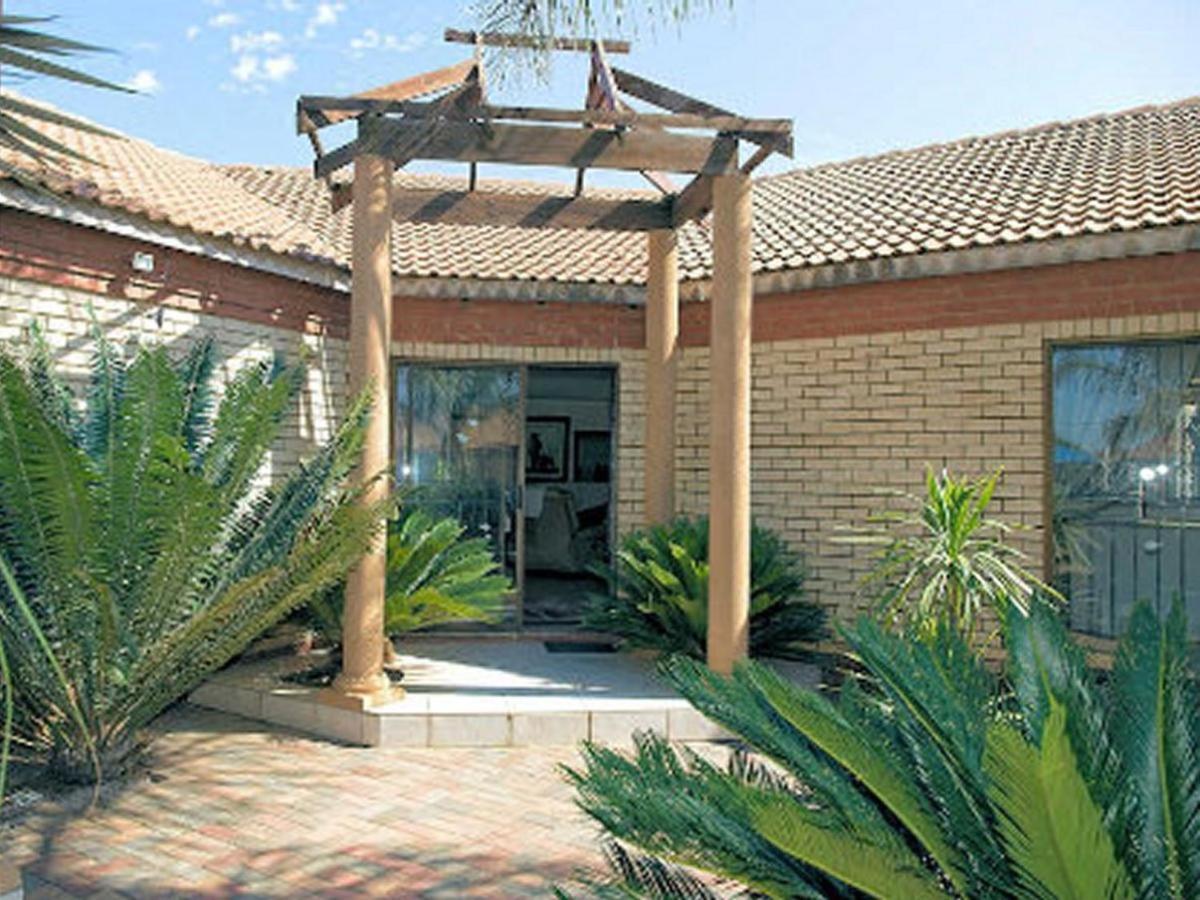 Tamarisk Guest Lodge Benoni Dış mekan fotoğraf